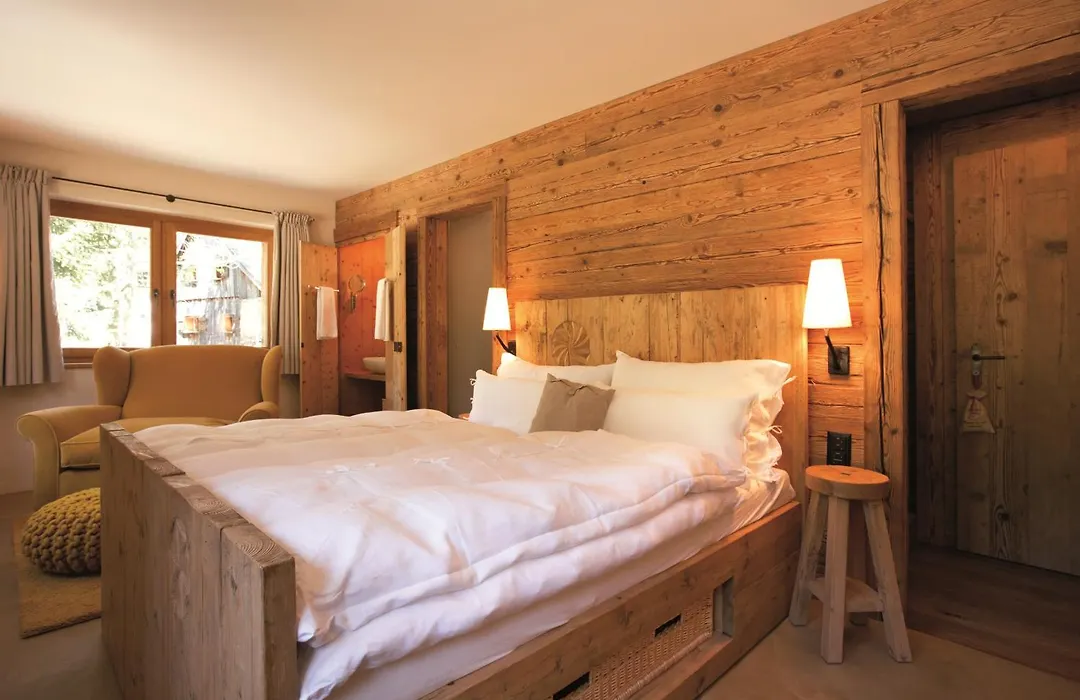 Maiensaesshotel Guarda Val-1